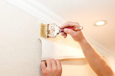 Pose de papier peint à Quessoy — revêtements muraux et toiles de verre